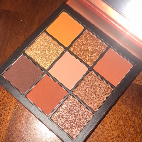 🆕🌿🧡HUDA BEAUTY: TOPAZ OBSESSIONS Palette - Picture 6 of 7